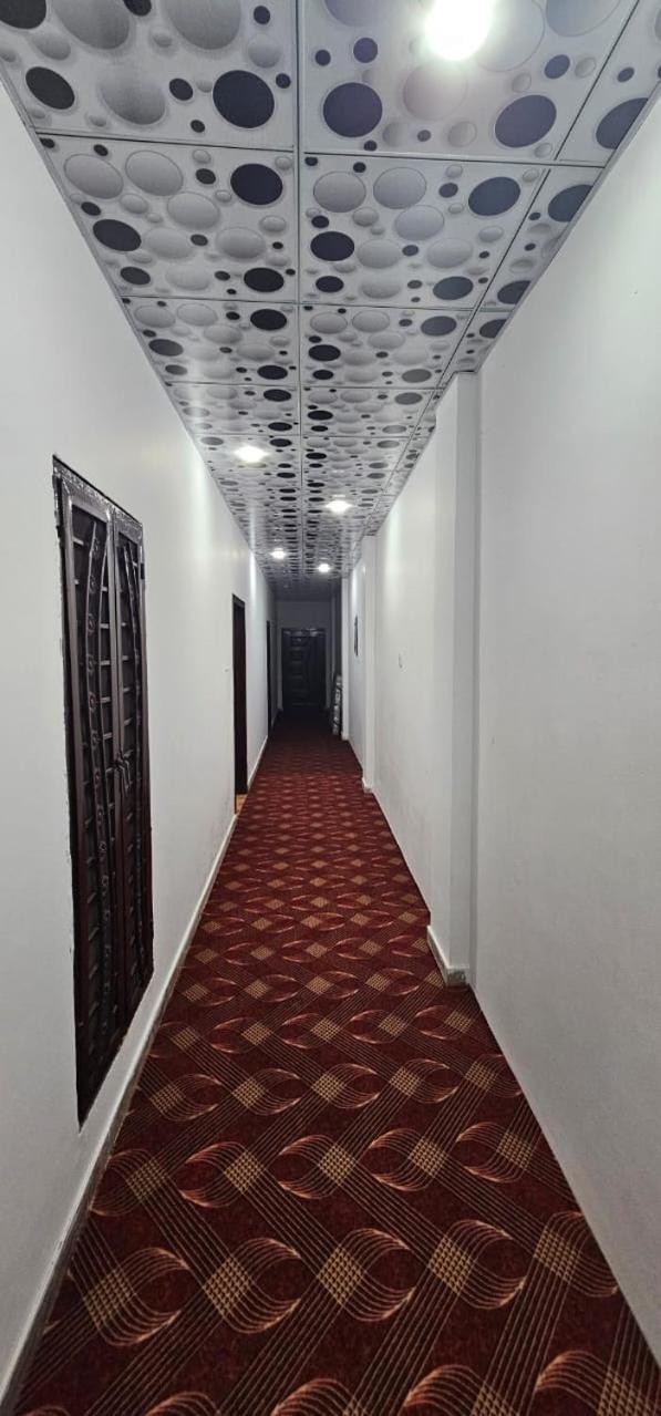 Town Guest House Toba Tek Singh Екстериор снимка
